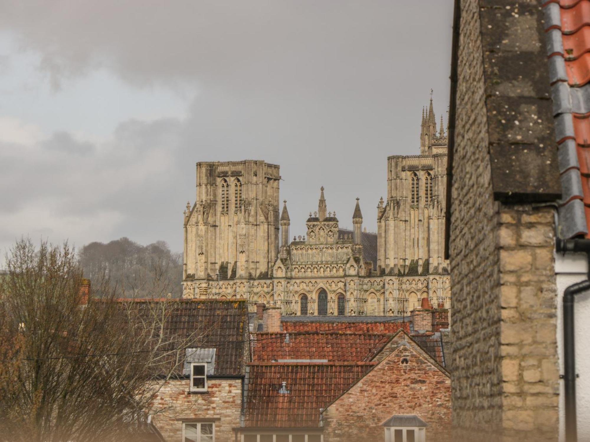 Vila 4 Priest Row Wells Exteriér fotografie